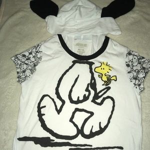 Peanut’s Snoopy and Woodstock Shirt with Hood